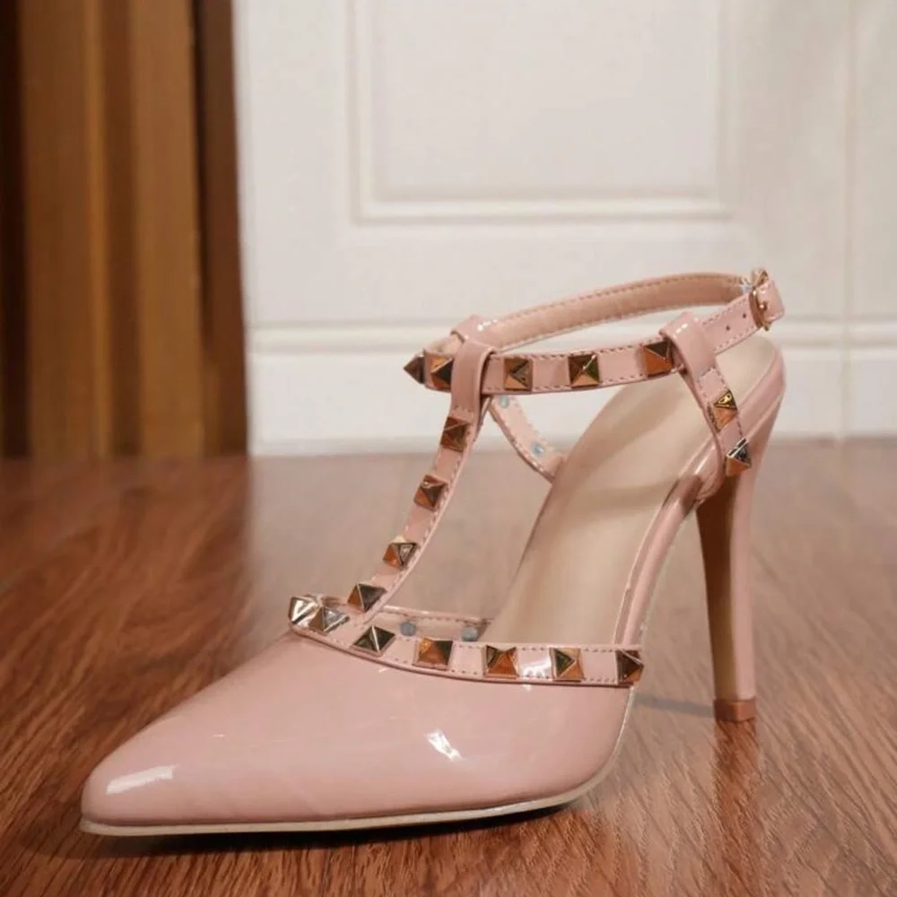 High heels - Picture 1 of 3